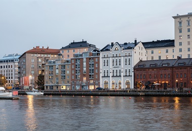 Koy Kanavaranta 9 Helsingfors fotograferat från havet